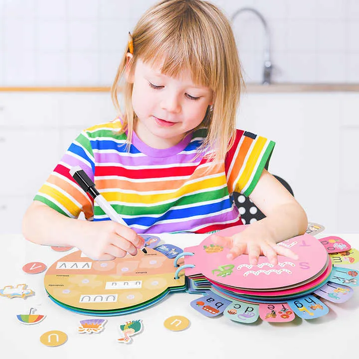 كتاب مزدحم للتعليم المبكر للأطفال تتبع القلم . Busy Book for Early Learning for Kids