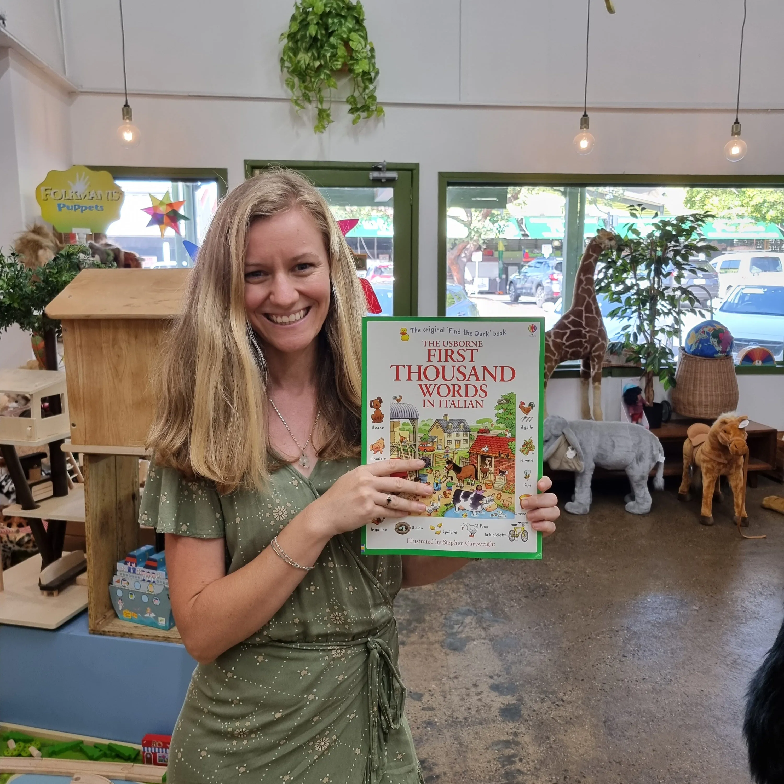 First Thousand Words in Italian | Usborne Kids Language Book