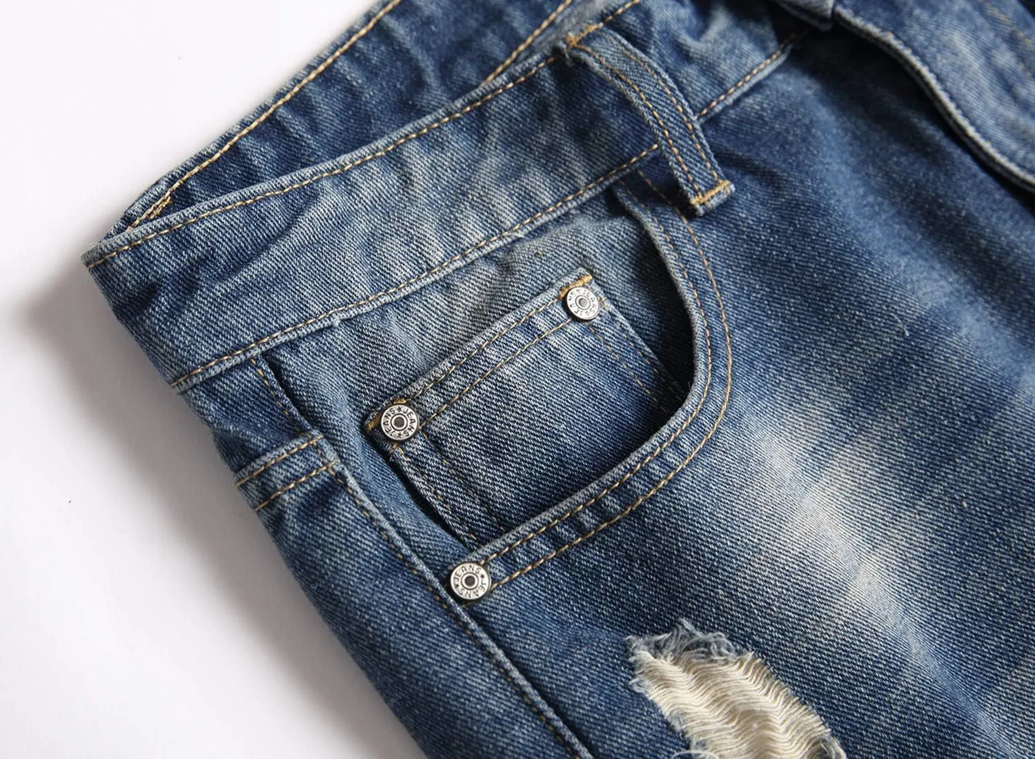 GUNLIRE Men's Summer Ripped Distressed Slim Fit Knee Length Washed Denim Jeans Shorts