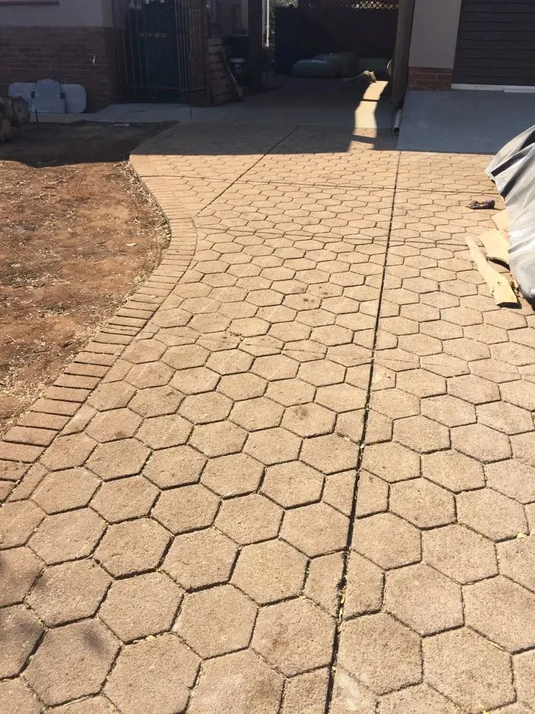 PavePerfect® | Easy DIY Garden Path Paving Mould
