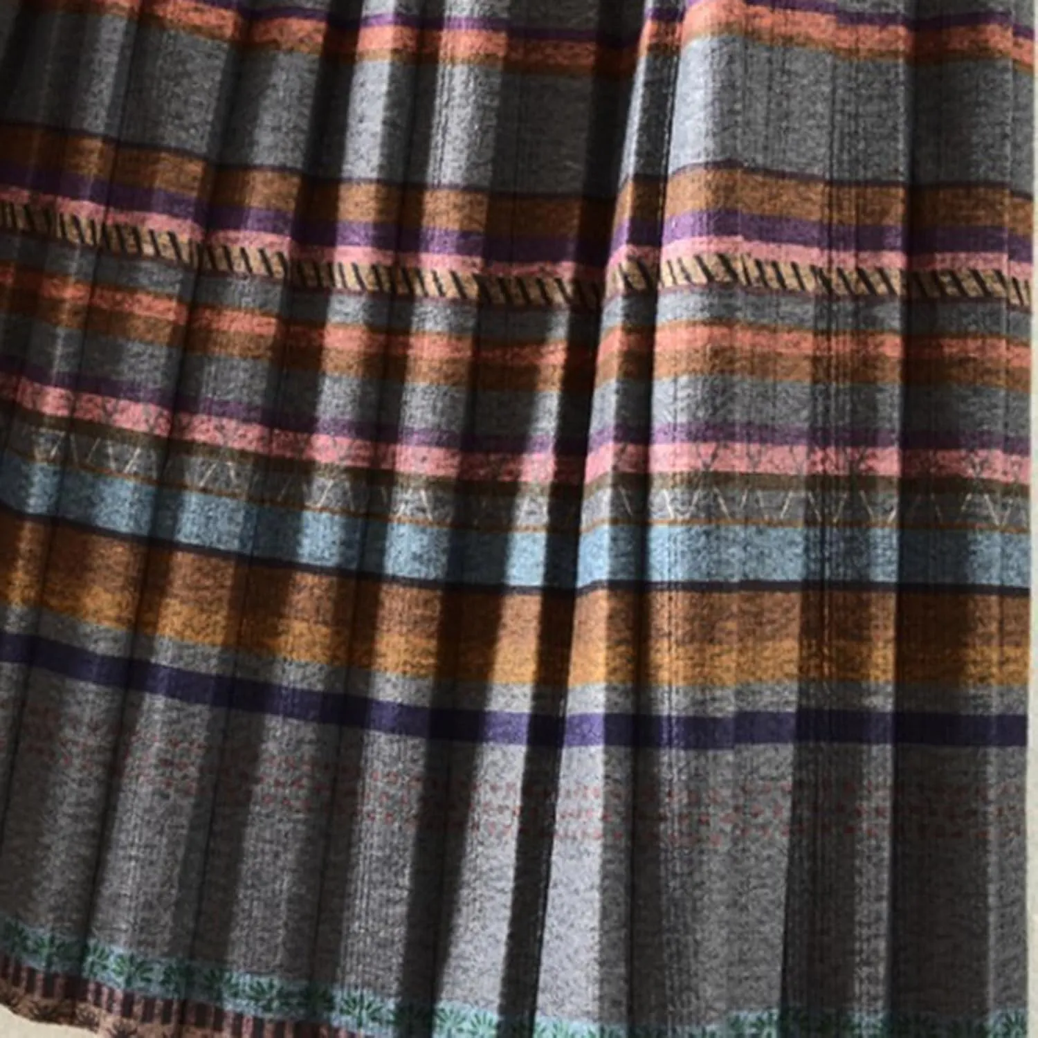 Plaid Skirt for Womens 2025 Fashion Vintage High Waist Pleated Midi Skirts Casual Comfy Soft Knee Length Swing Skirt