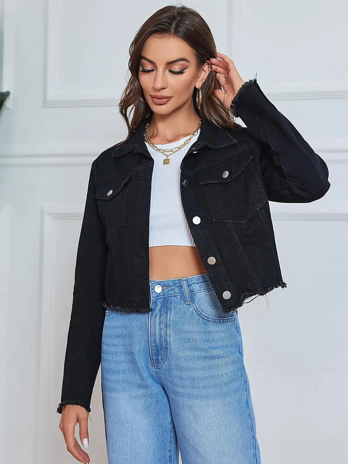 Women's Cropped Jean Jacket Button Up Casual Ripped Frayed Washed Denim Jacket